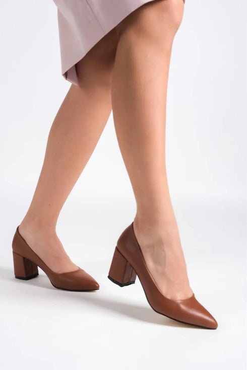 Camel Leather Pointed Toe Low Heel