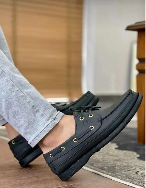 حذاء رجالي كاجوال لون أسود