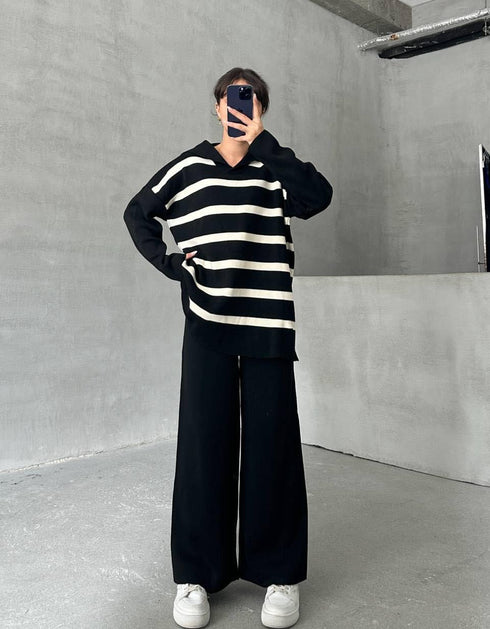 طقم تريكو مخطط لون أسود