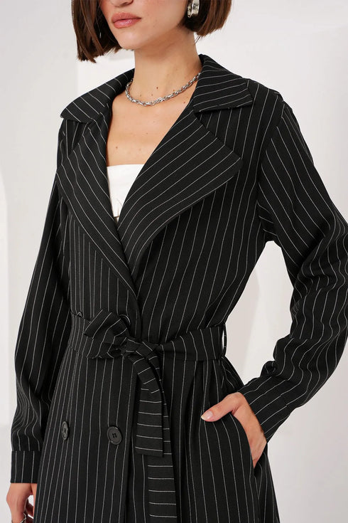 معطف نسائي مخطط - أسود غامق