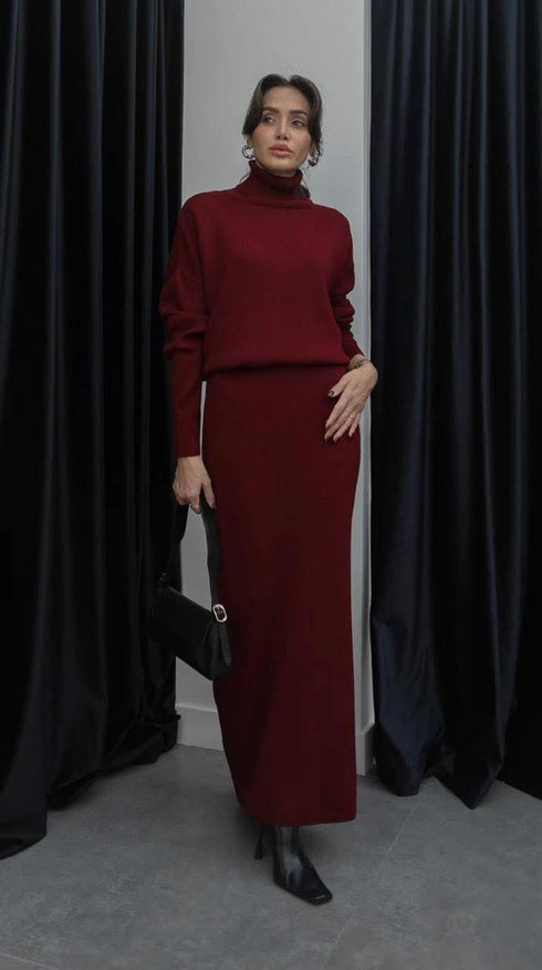 طقم "كنزة- تنورة "- برغندي