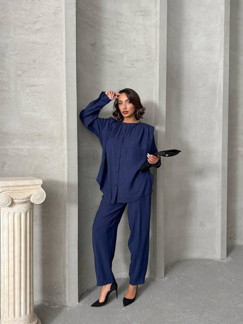 طقم نسائي لون كحلي