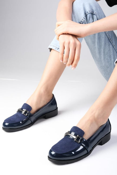 حذاء أكسفورد لون كحلي