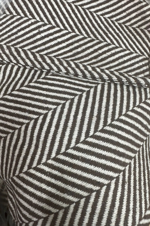 جكيت قصير مبطن لون بني