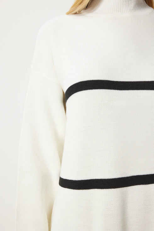 فستان تريكو مخطط باللون الأسود