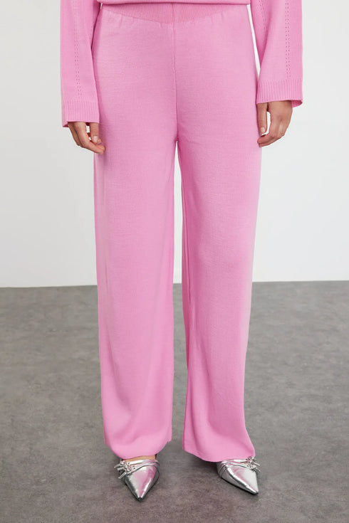 طقم كنزة تريكو بقبة بولو لون وردي