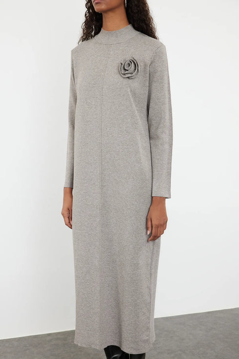 فستان تريكو لون رمادي