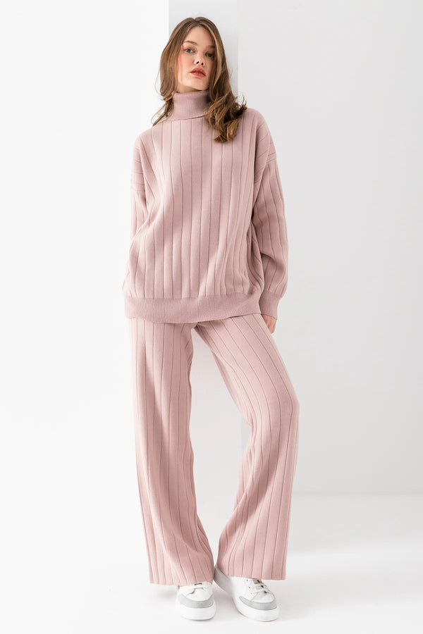 طقم تريكو - وردي