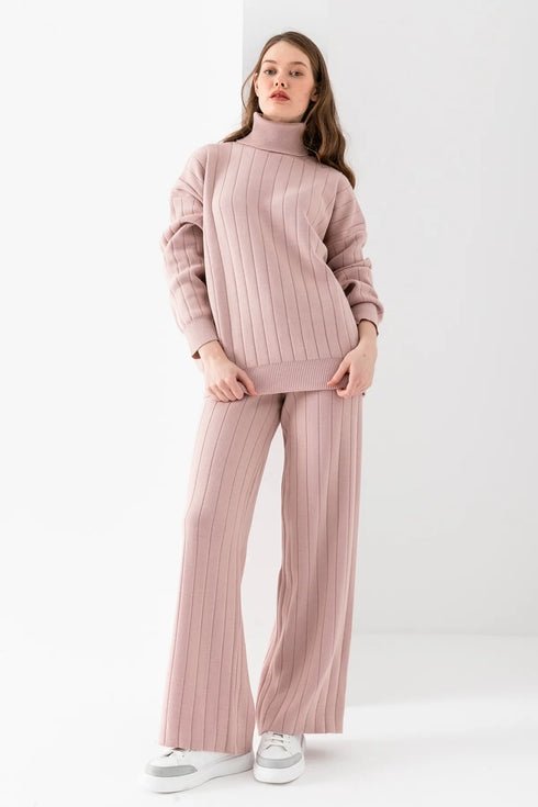 طقم تريكو - وردي