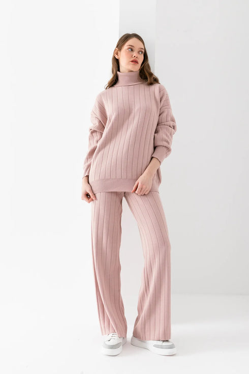 طقم تريكو - وردي