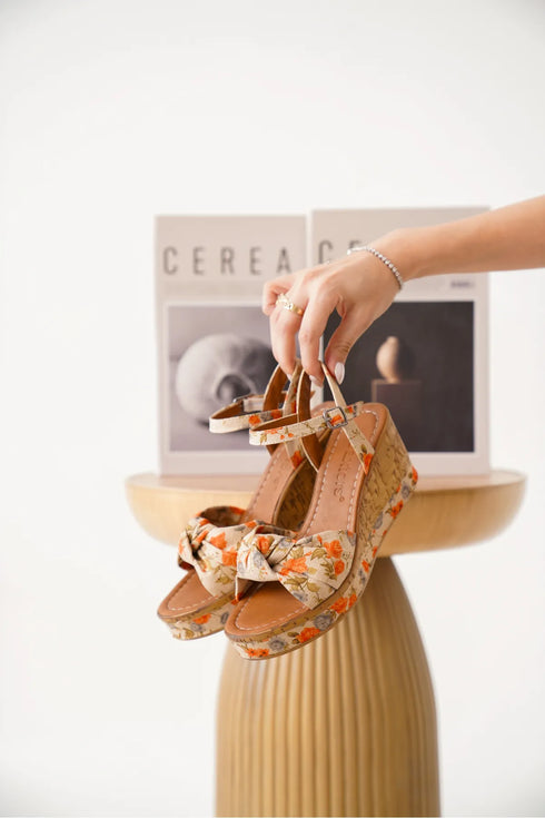 صندل ملون بكعب روكي