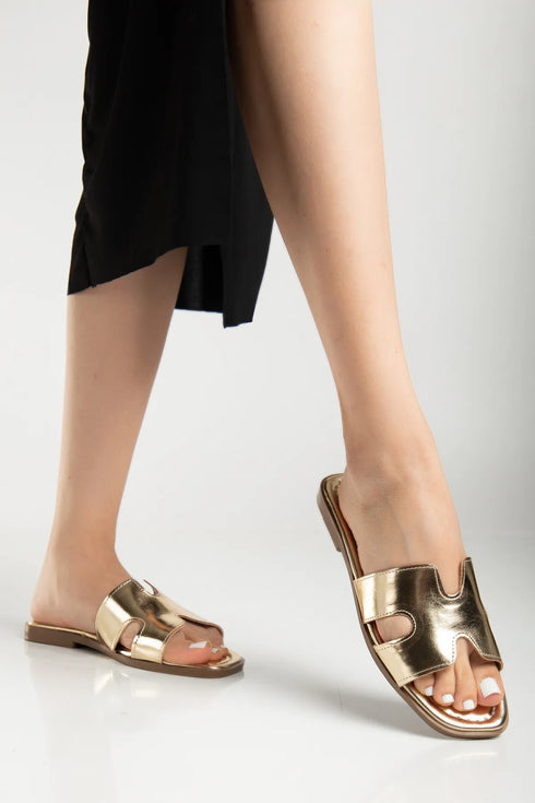 سليبر - ذهبي