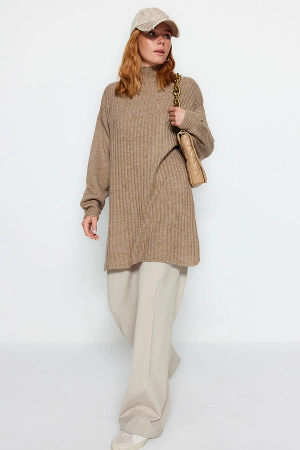 كنزة - لون بيج غامق