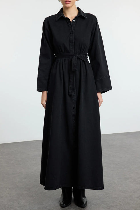 فستان جينز طويل باللون الأسود