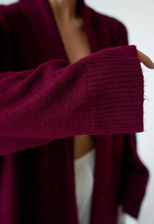 كارديغان تريكو باللون الأحمر الغامق *