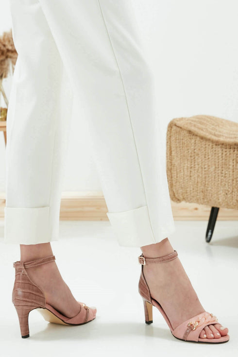 Powder Chain Low Heeled Shoes