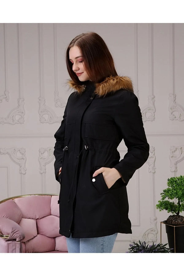 معطف شتوي مبطن بالفرو - باللون الأسود