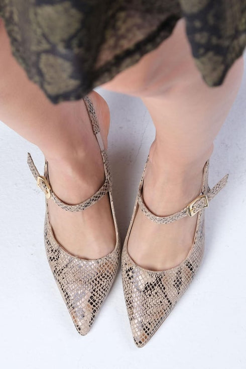 حذاء بكعب عالي بنقشة جلد الأفعى - بيج