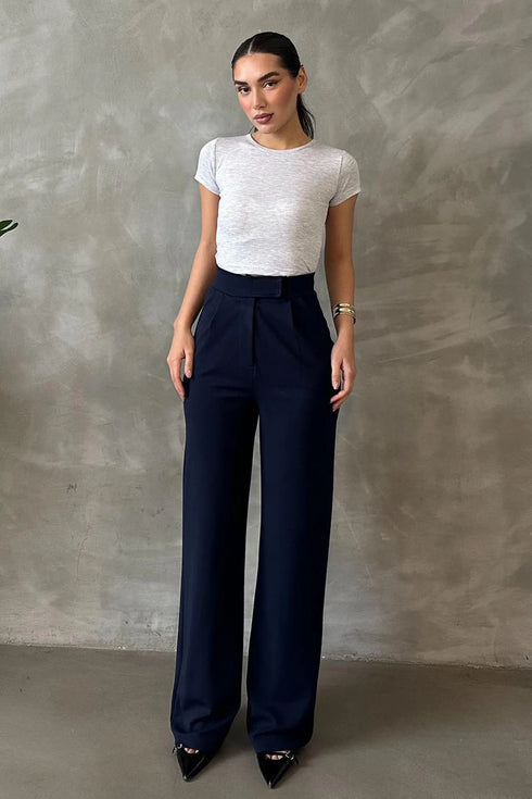 بنطلون من الليكرا لون كحلي