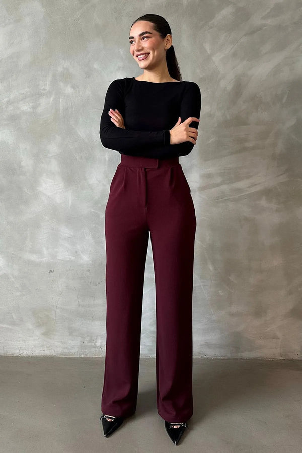 بنطلون من الليكرا لون برغندي