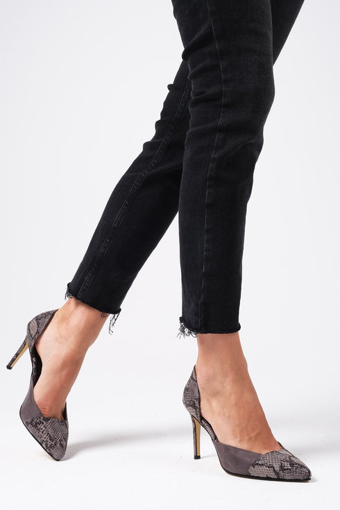 حذاء كعب عالي نقشة جلد الافعى- رمادي