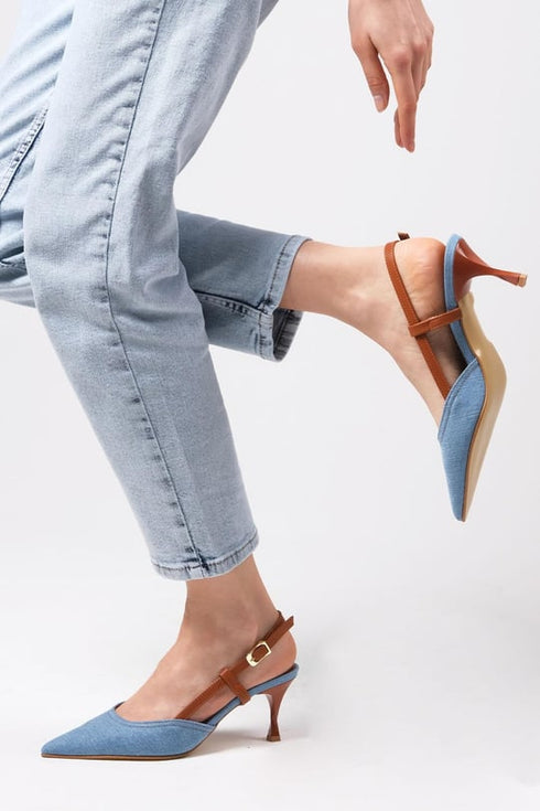 حذاء بكعب عالي من قماش الدنيم