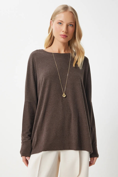 بلوزة - باللون البني