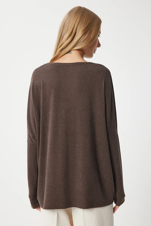بلوزة - باللون البني