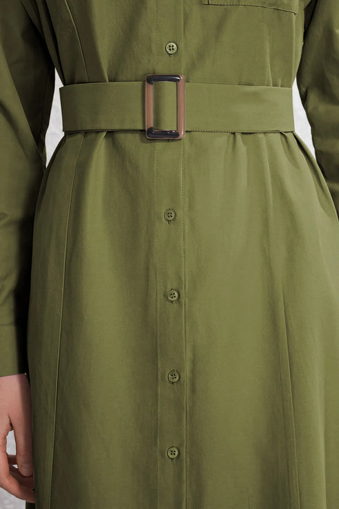 فستان مع حزام لون زيتي