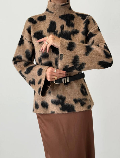 كنزة تايجر من الصوف الناعم