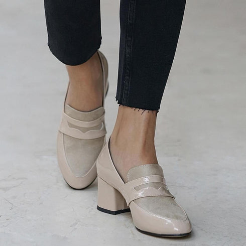 حذاء كعب عالي لون بيج