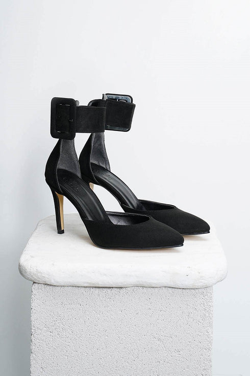 حذاء كعب عالي شامواه لون أسود