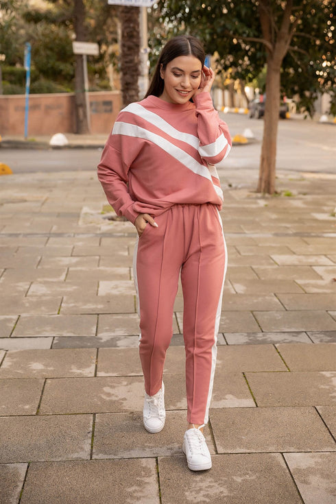 بدلة واسعة - وردي