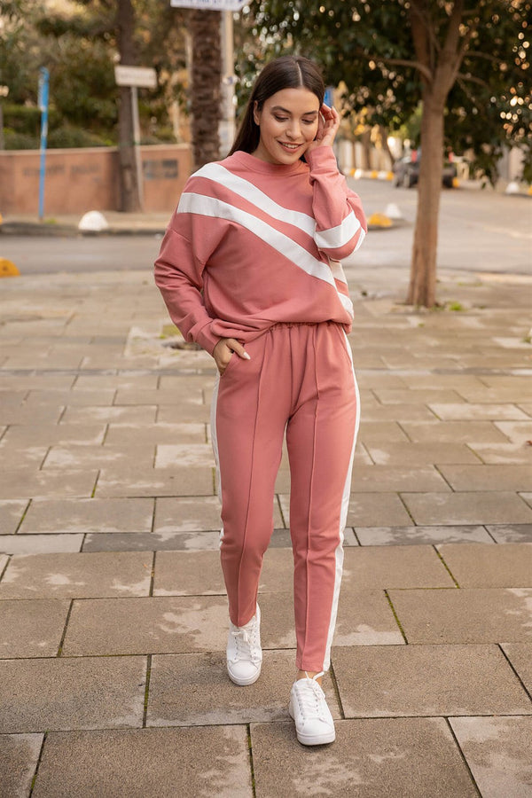 بدلة واسعة - وردي