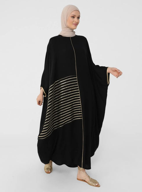 عباية نسائية لون أسود