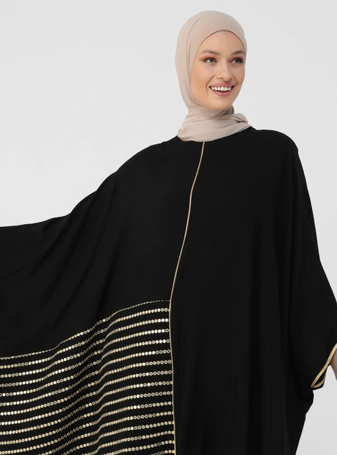 عباية نسائية لون أسود