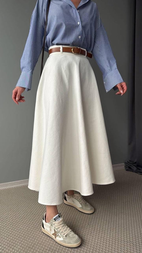 تنورة نسائية طويلة لون إيكرو