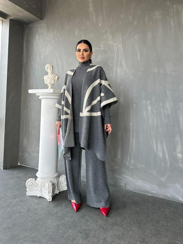 طقم صوف لون رمادي 3 قطع