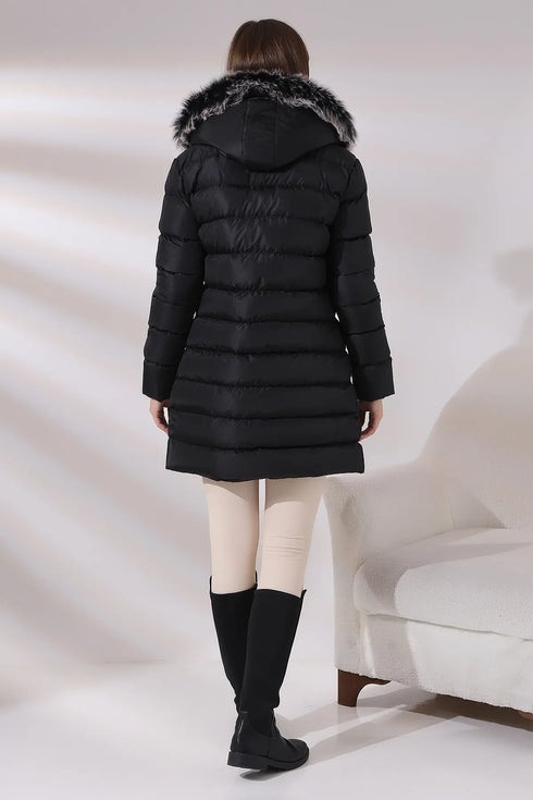 جكيت مبطن وتر بروف باللون الأسود