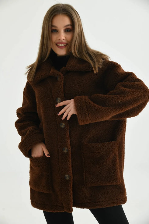 معطف فرو لون بني غامق