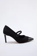 حذاء نسائي كعب كلاسيكي لون أسود