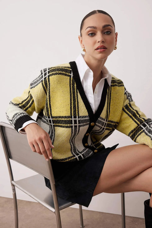 كارديغان تريكو باللون اصفر