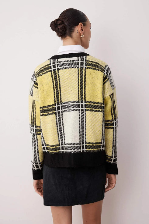 كارديغان تريكو باللون اصفر