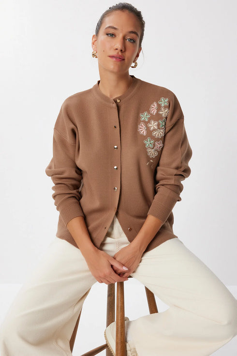 كارديغان صوف مطرزة