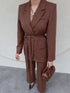 طقم قطعتين بليزر وبنطلون لون موكا