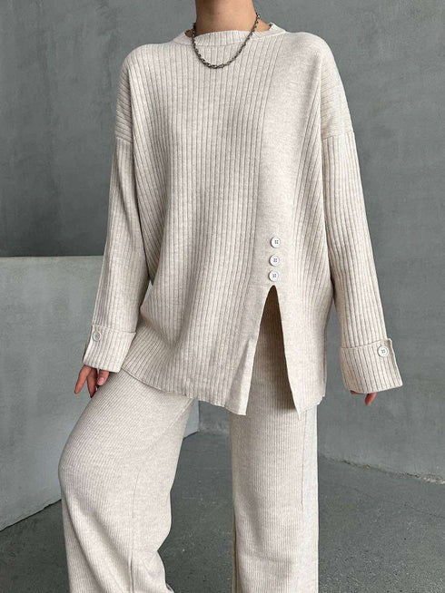 طقم صوف ناعم - بيج