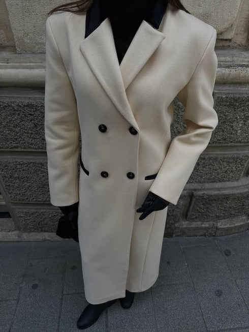 معطف طويل جوخ باللون البيج