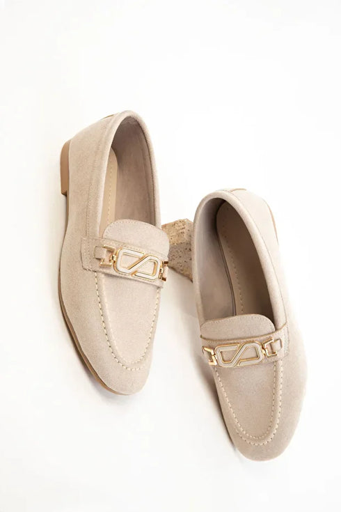 حذاء لوفر لون بيج