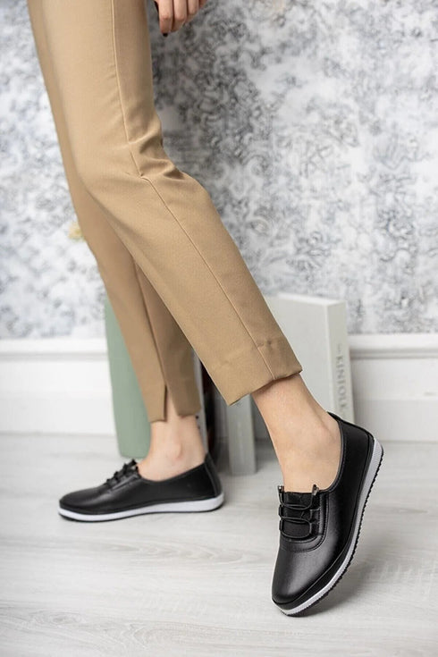 حذاء نسائي يومي لون أسود