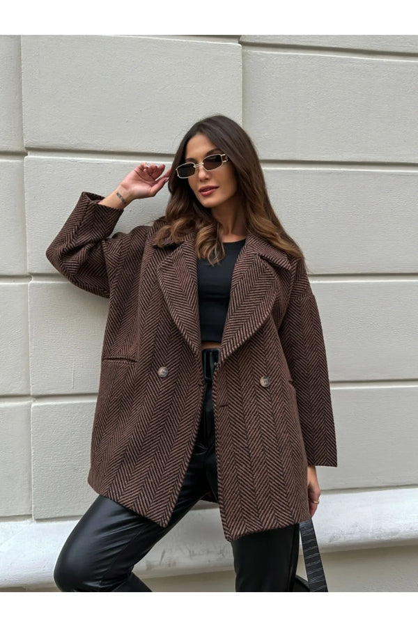 جكيت قصير مبطن لون بني غامق